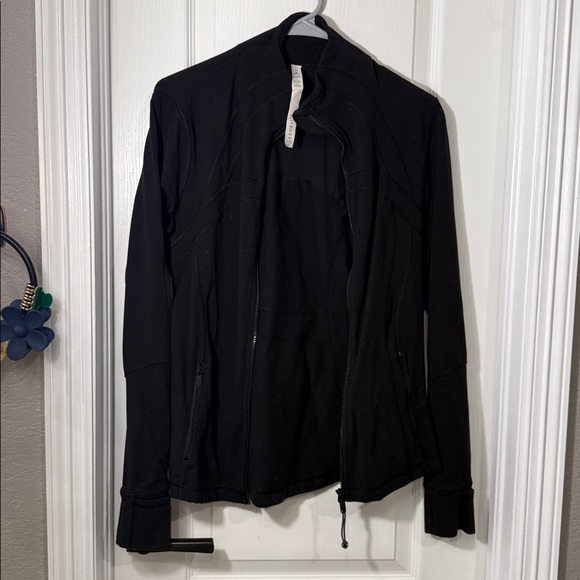 Lululemon define jacket 10 black great condition luon - Picture 3 of 5